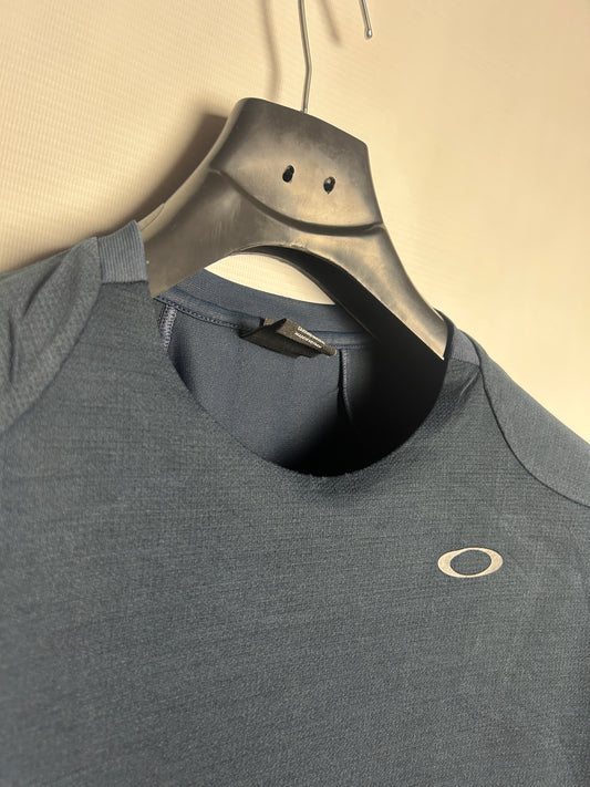Oakley Blue Round Neck - Large