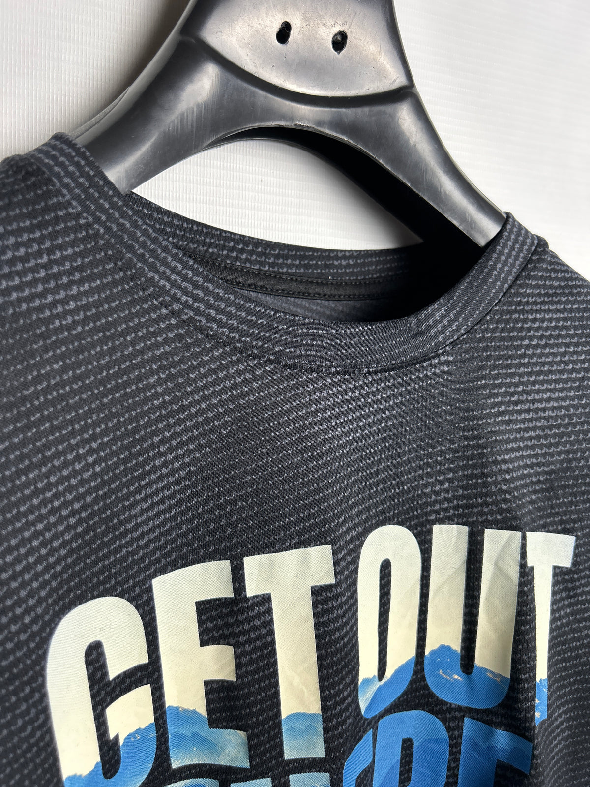 Old Navy Black Big Logo Round Neck - Large