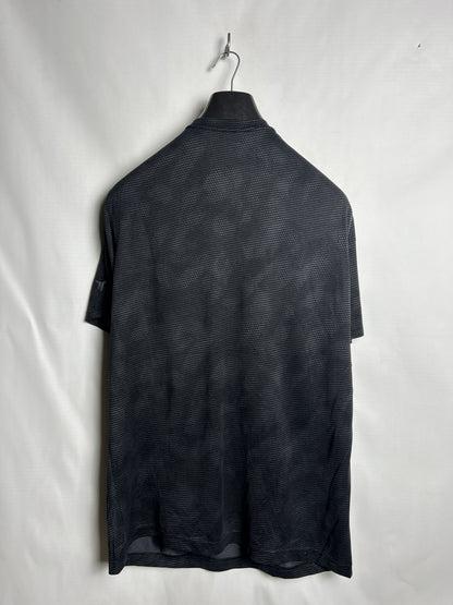 Old Navy Black Big Logo Round Neck - Large