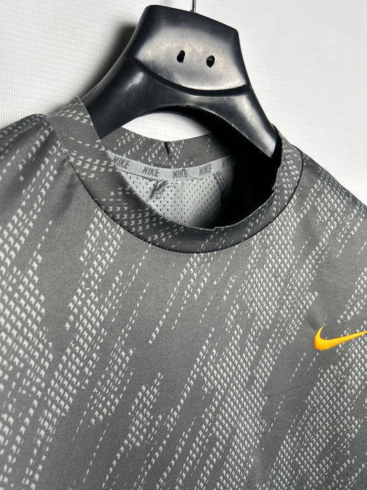 Nike Grey Round Neck - Large