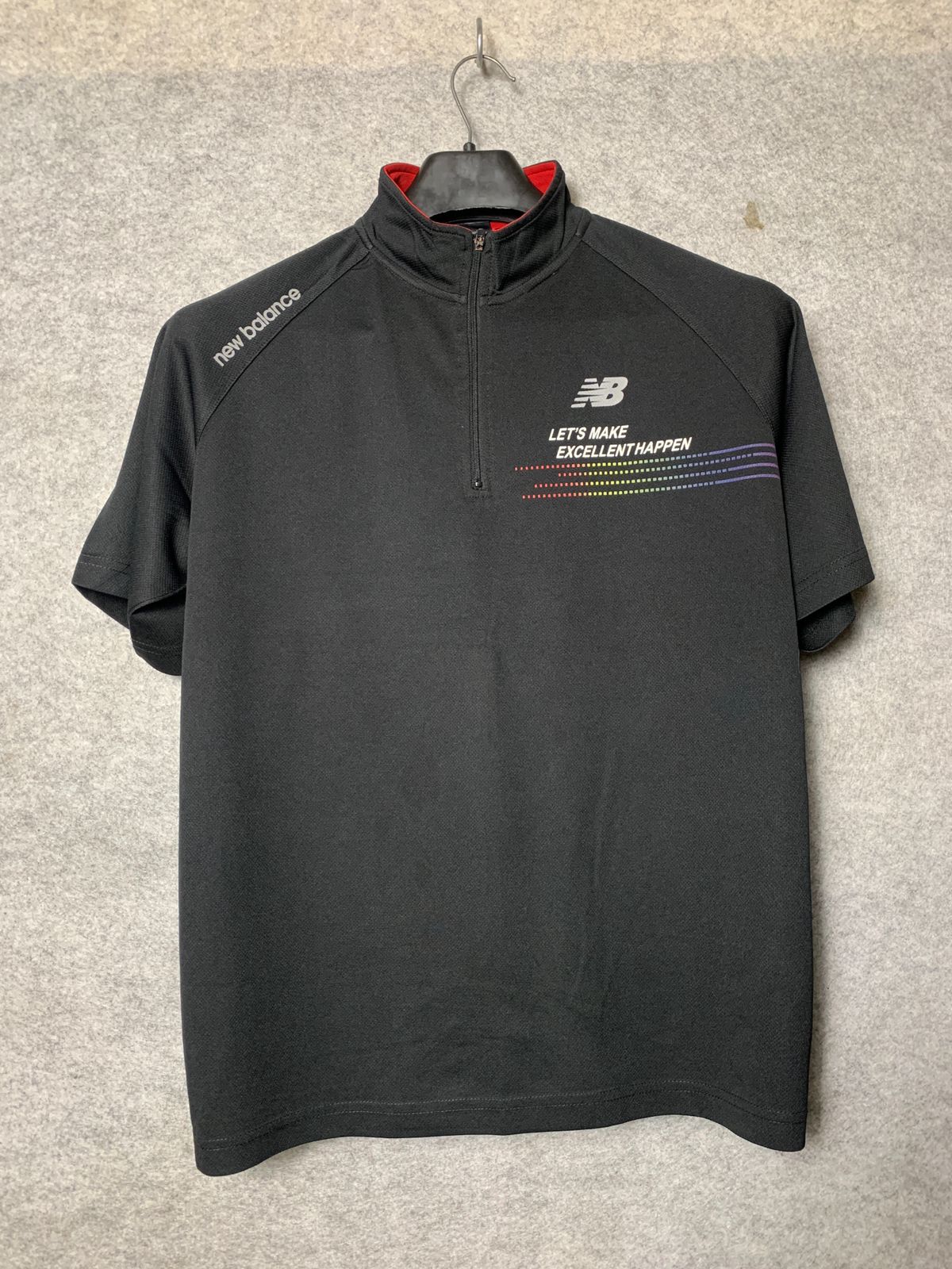 New Balance Black Zip - Large