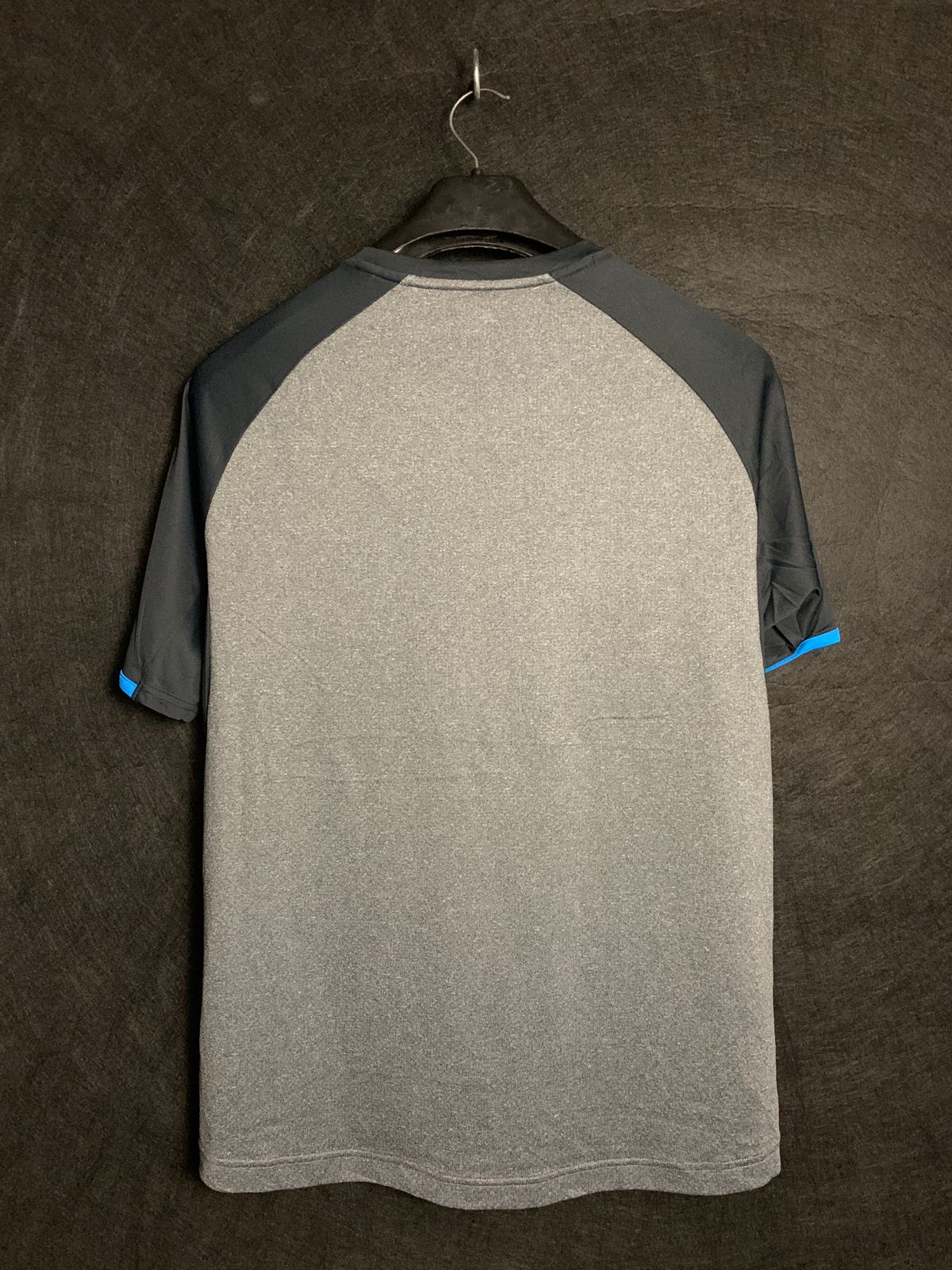 Mizuno Gray & Black Round Neck - XL