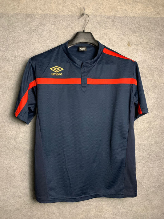 Umbro Blue & Red Tee - Medium