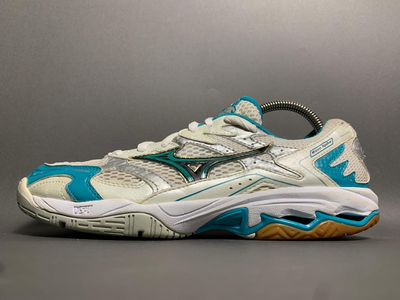 Mizuno Halowe Wave Spike - Euro 40