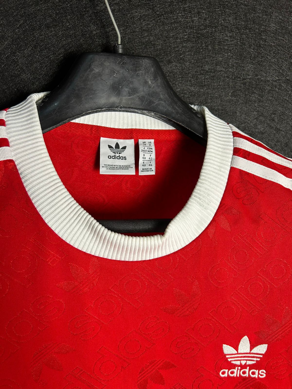 Adidas Red & White Stripes - Small