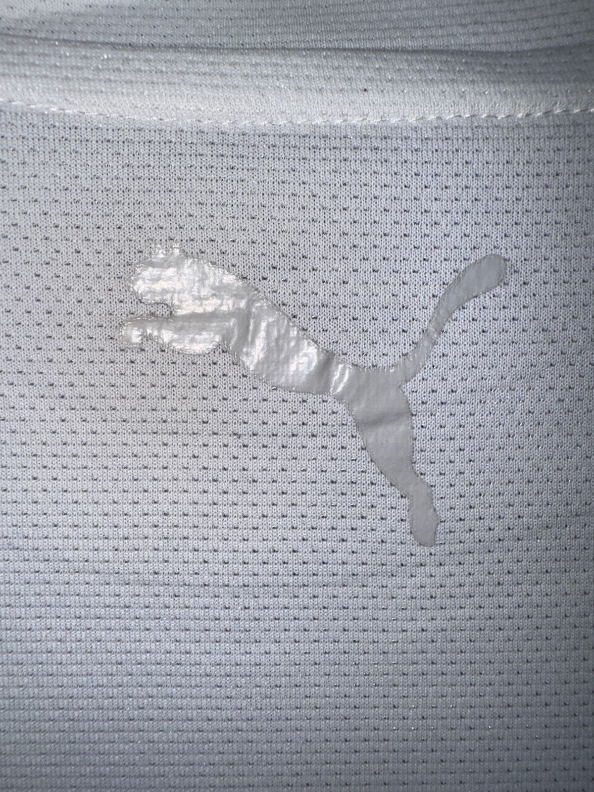 Puma White Round Neck Big Logo Tee - Medium