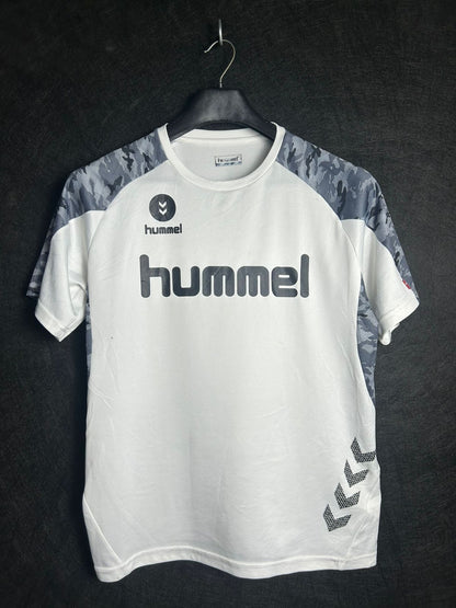 Hummel White Round Shirt -  Medium