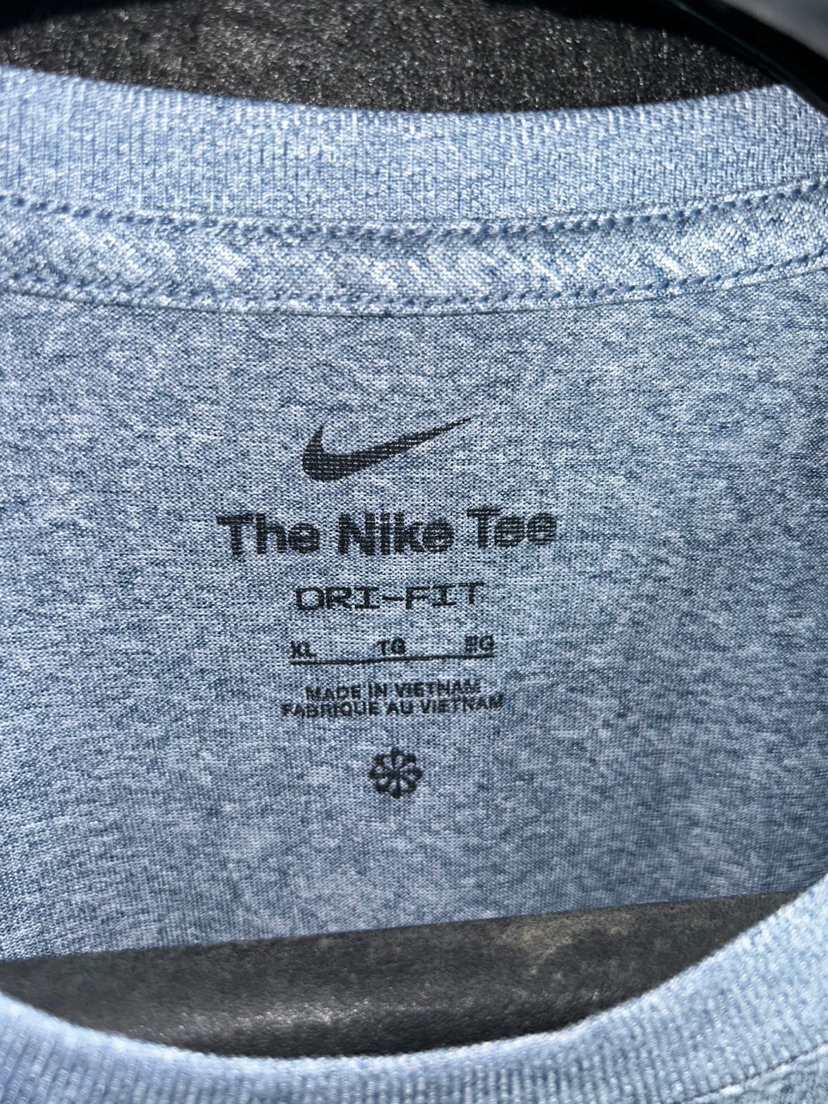 The Nike Tee Light Color  - XL