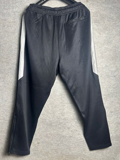 Reebok Black Back Zip Pocket Trouser - XL