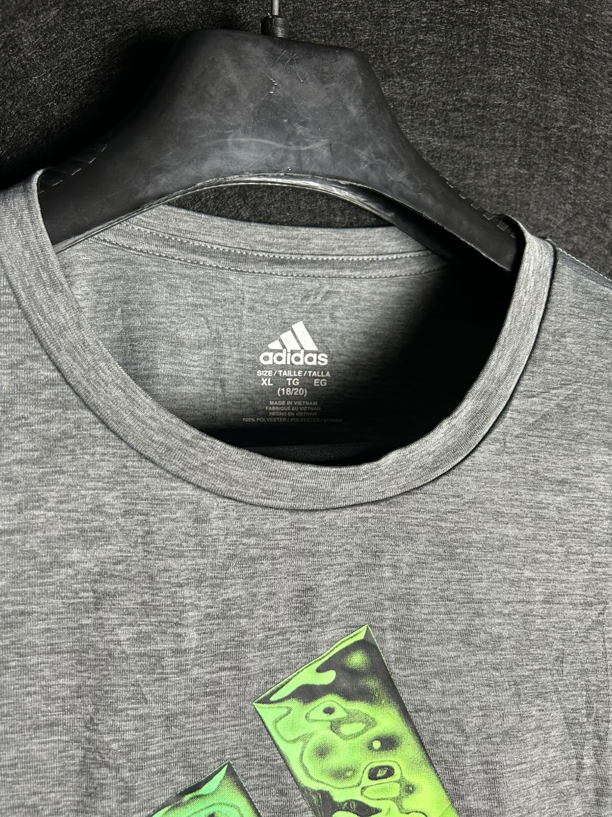 Adidas ClimaLite Light Gray Big Logo Round T Shirt - XL