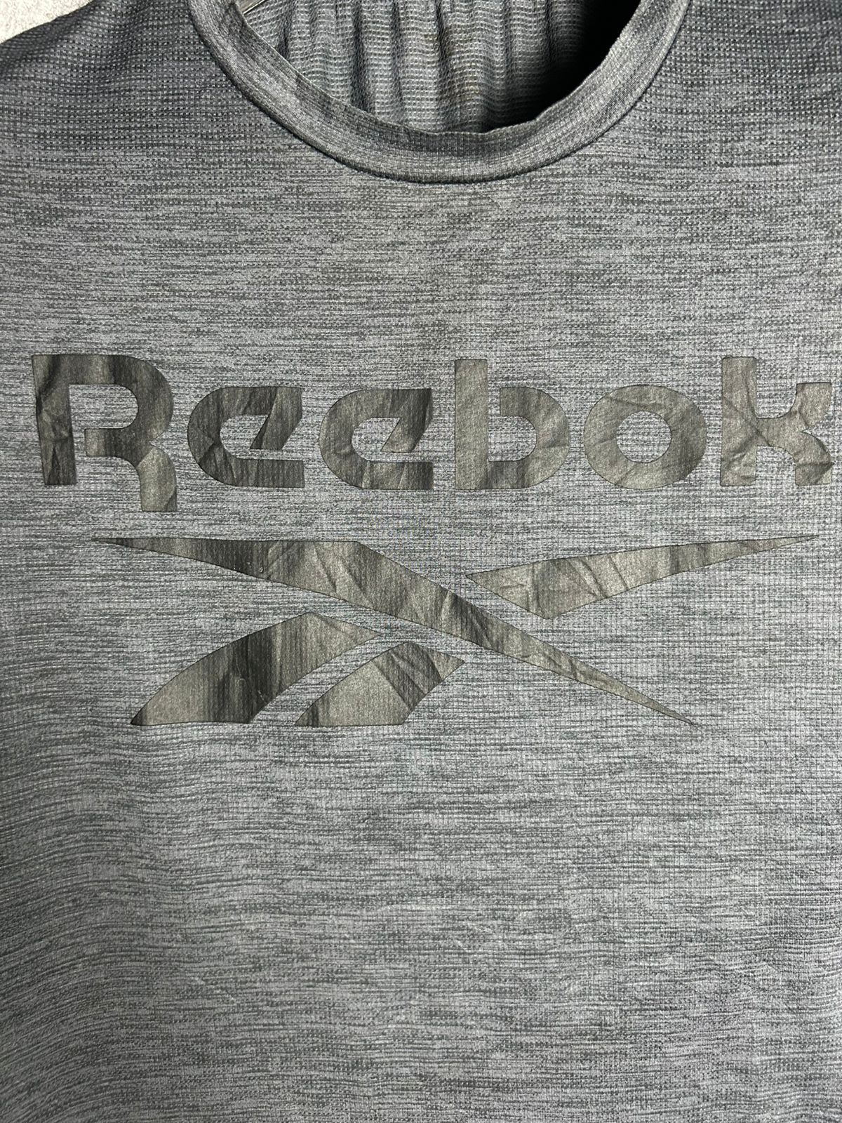 Reebok Dark Gray - Large