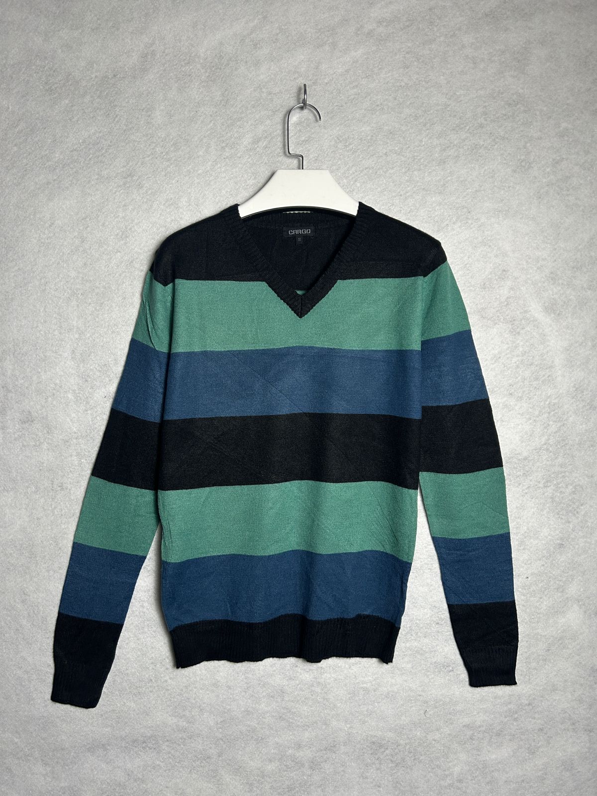 Cargo V Neck Sweater - Small