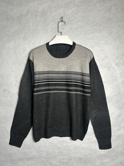 Dockers Round Neck Sweater - Medium