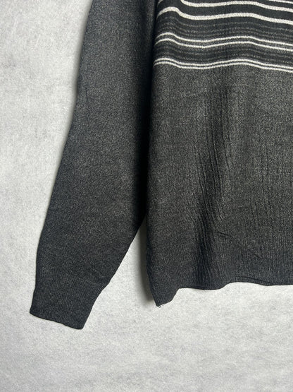 Dockers Round Neck Sweater - Medium