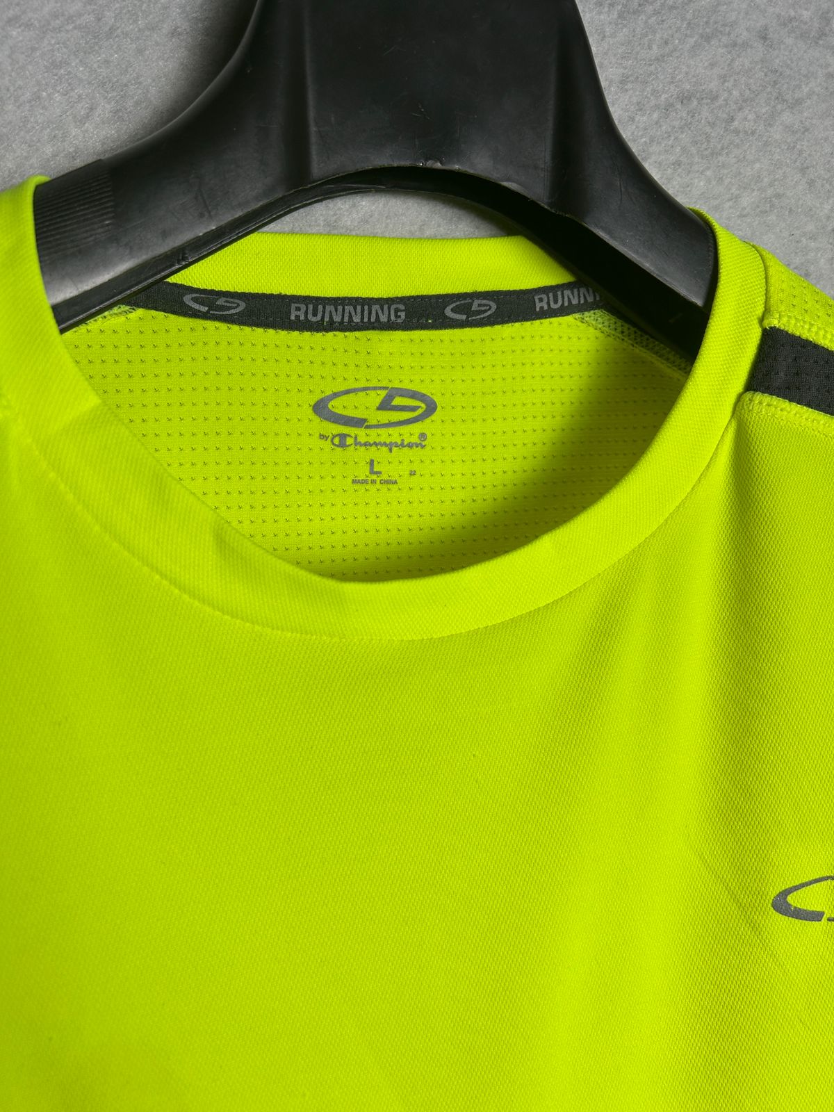 Champion Running Neon Green Full Sleeves - Large