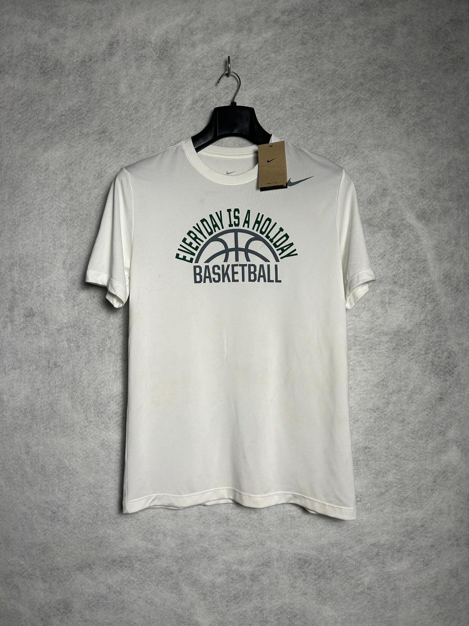 The Nike Tee White - Medium
