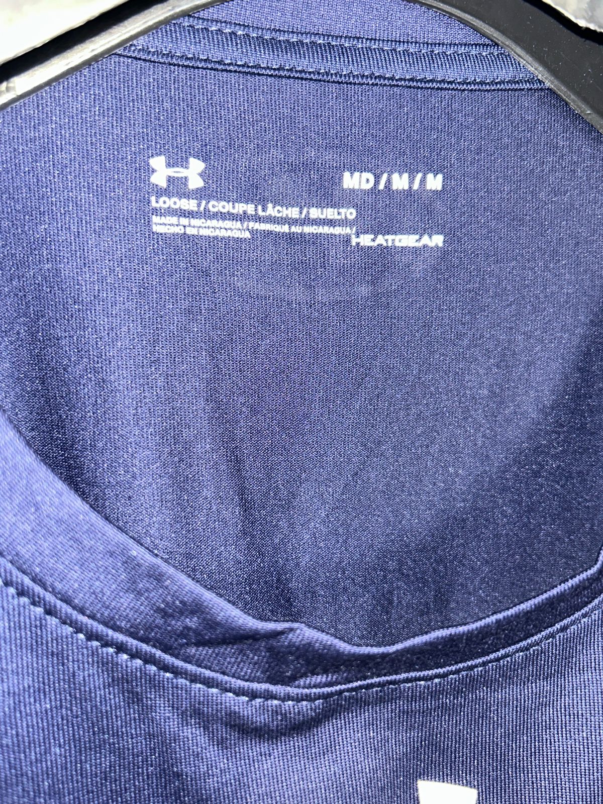Under Armour Heat Gear Loose Ink Blue Back Logo Round Tee - Medium