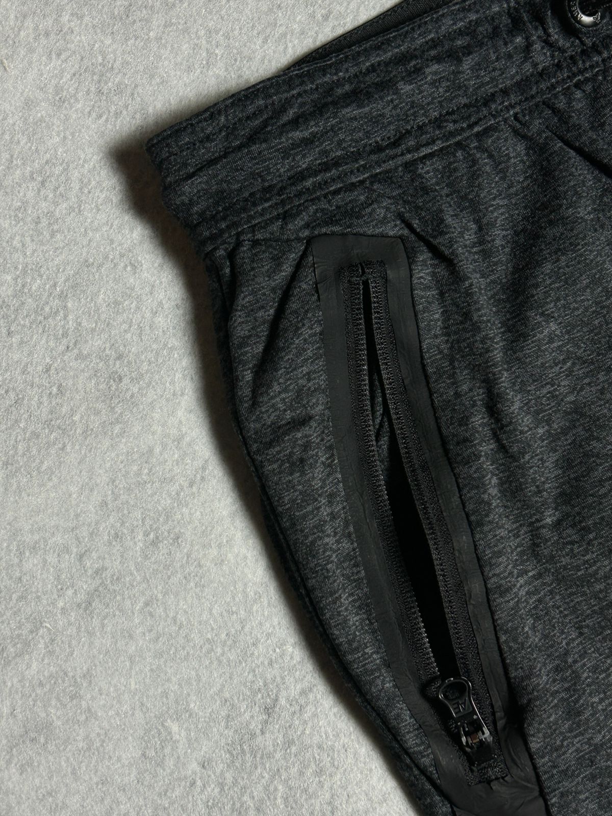 American Eagle Black Trouser - Medium