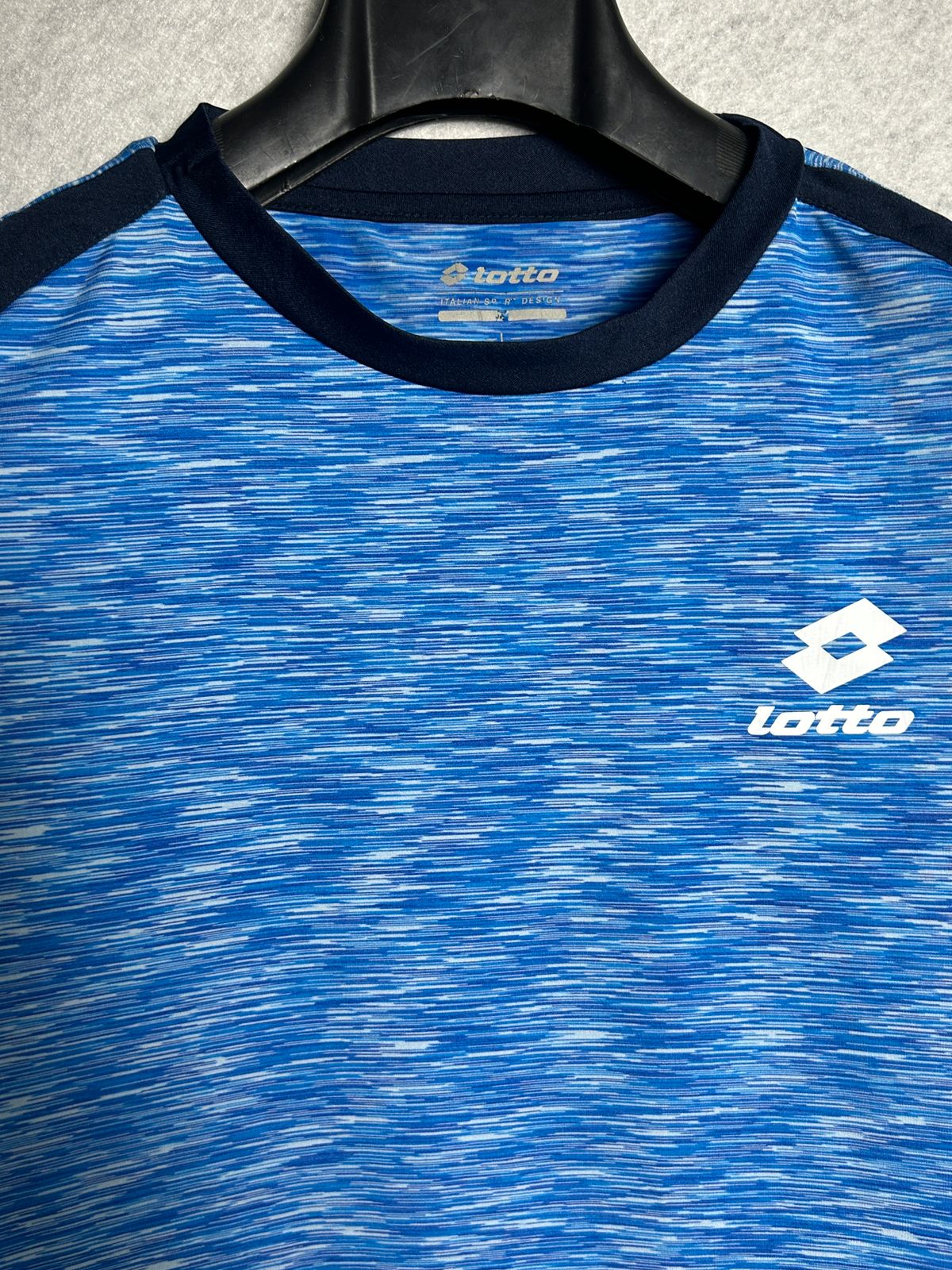 Lotto Round Neck - Large
