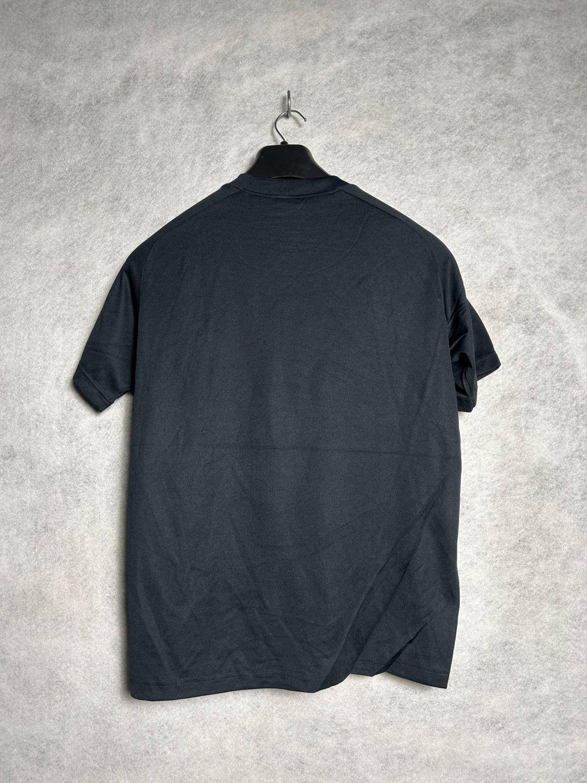 Mizuno Black & Yellow Round Tee - Medium