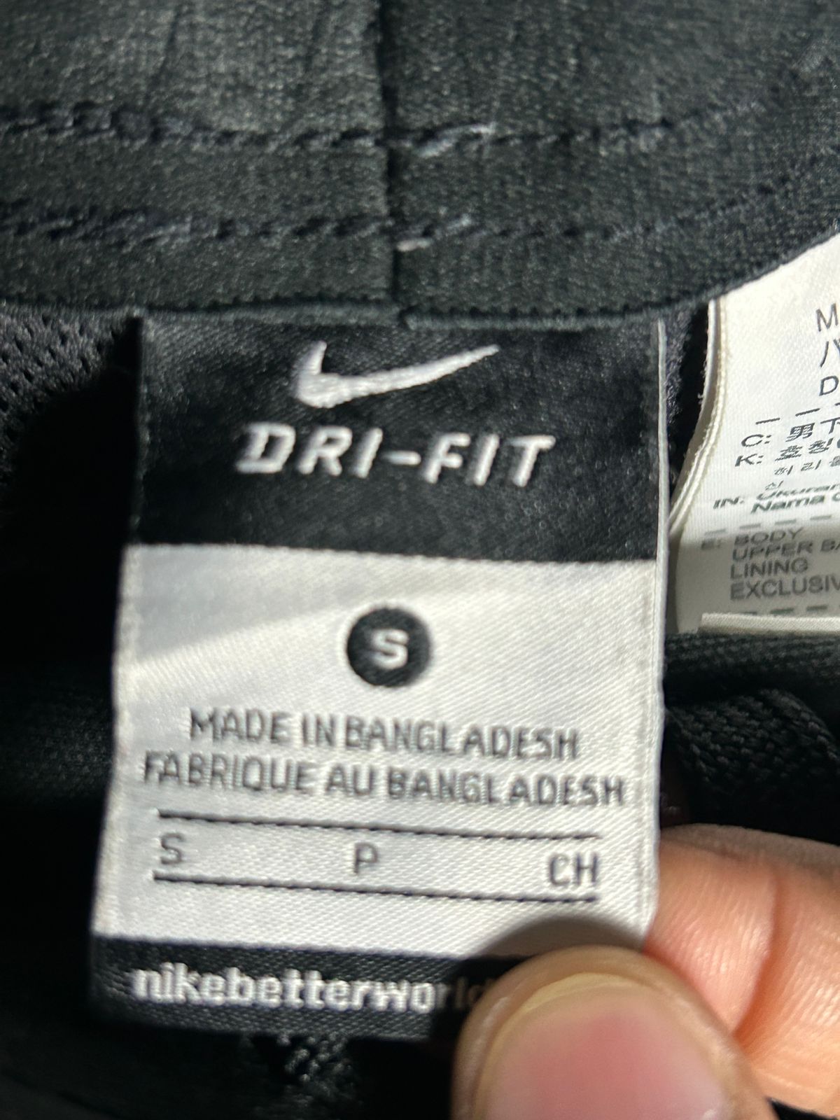 Nike Black & Blue Line 3QTR Short - Small