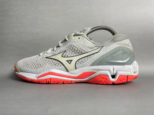 Mizuno Wave Stealth - EURO 40