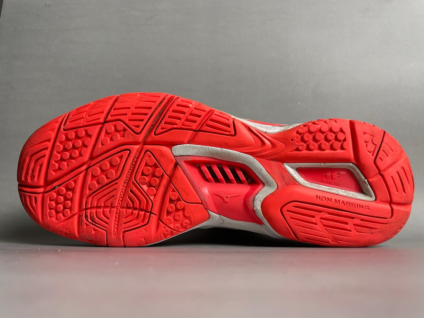 Mizuno Wave Stealth - EURO 40