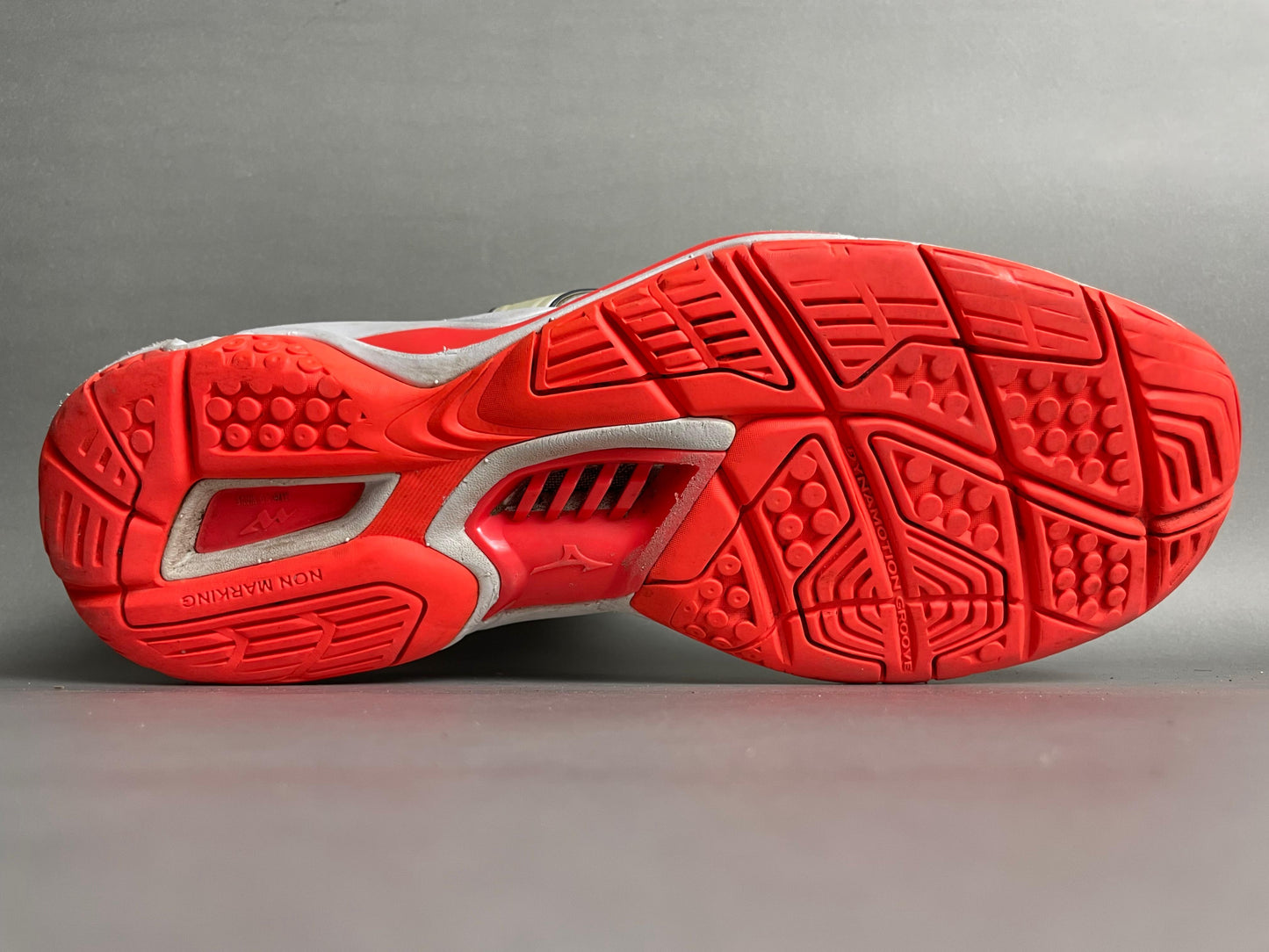 Mizuno Wave Stealth - EURO 40