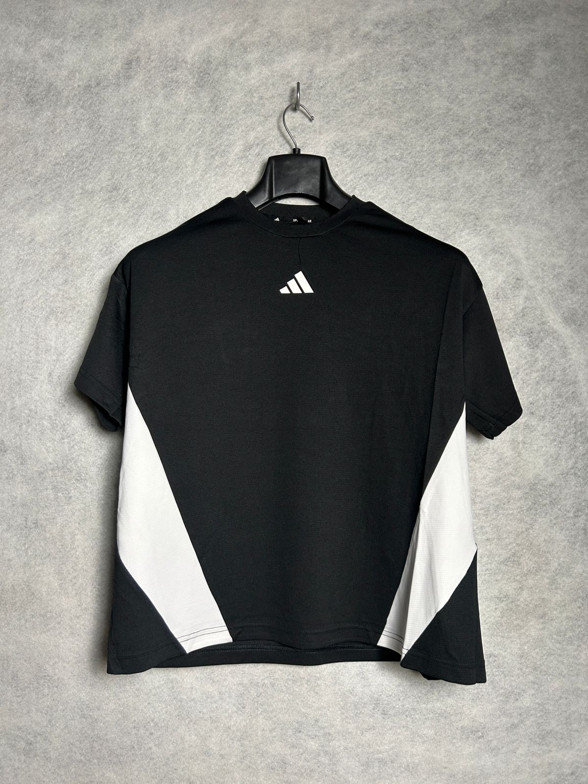 Adidas AeroReady Sportswear Black Round Tee - XL