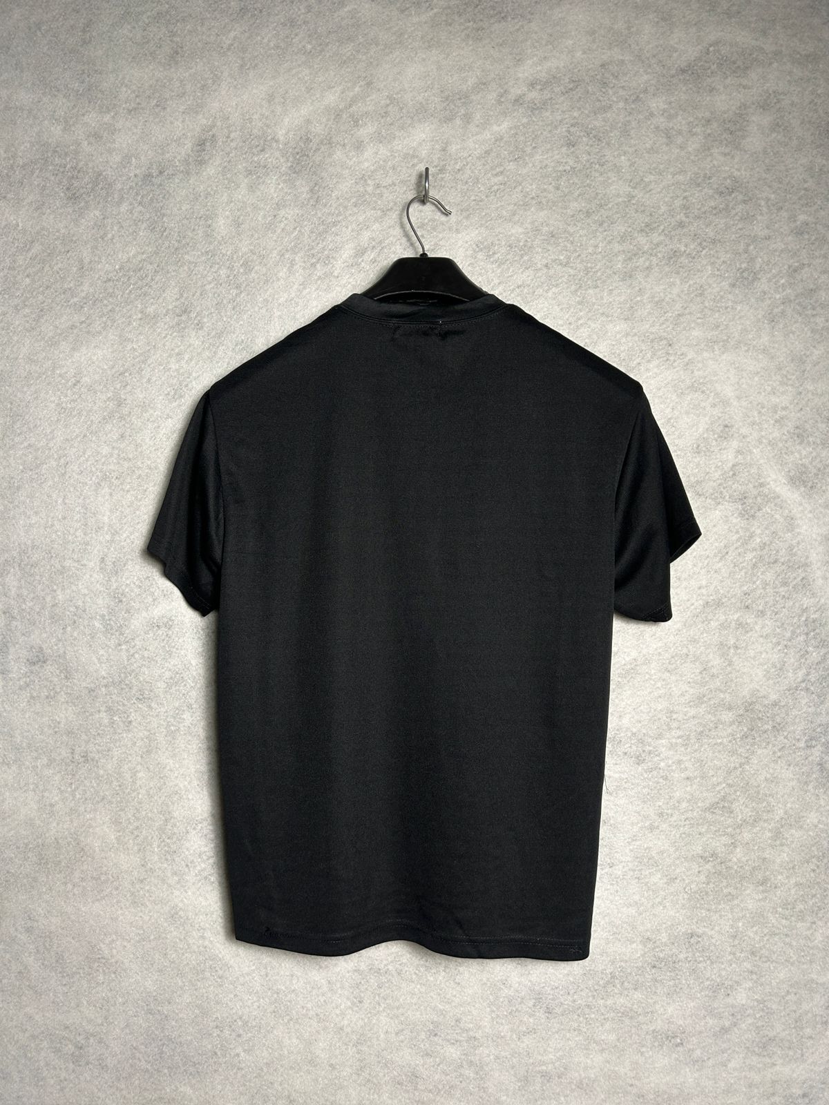 Yonex Black Round Neck Tee - Medium