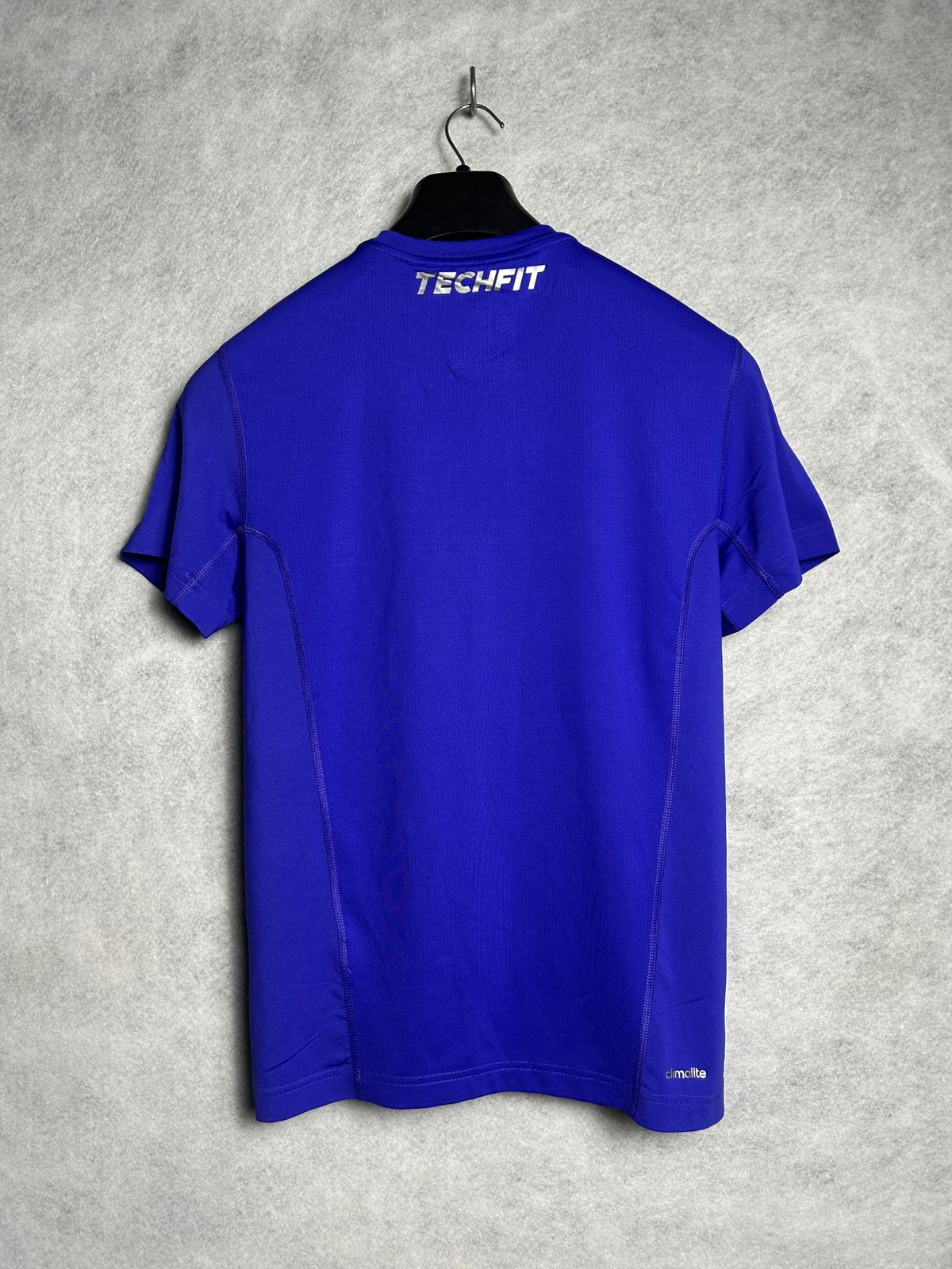 Adidas Techfit Fitted Climalite Blue Round Neck - Small