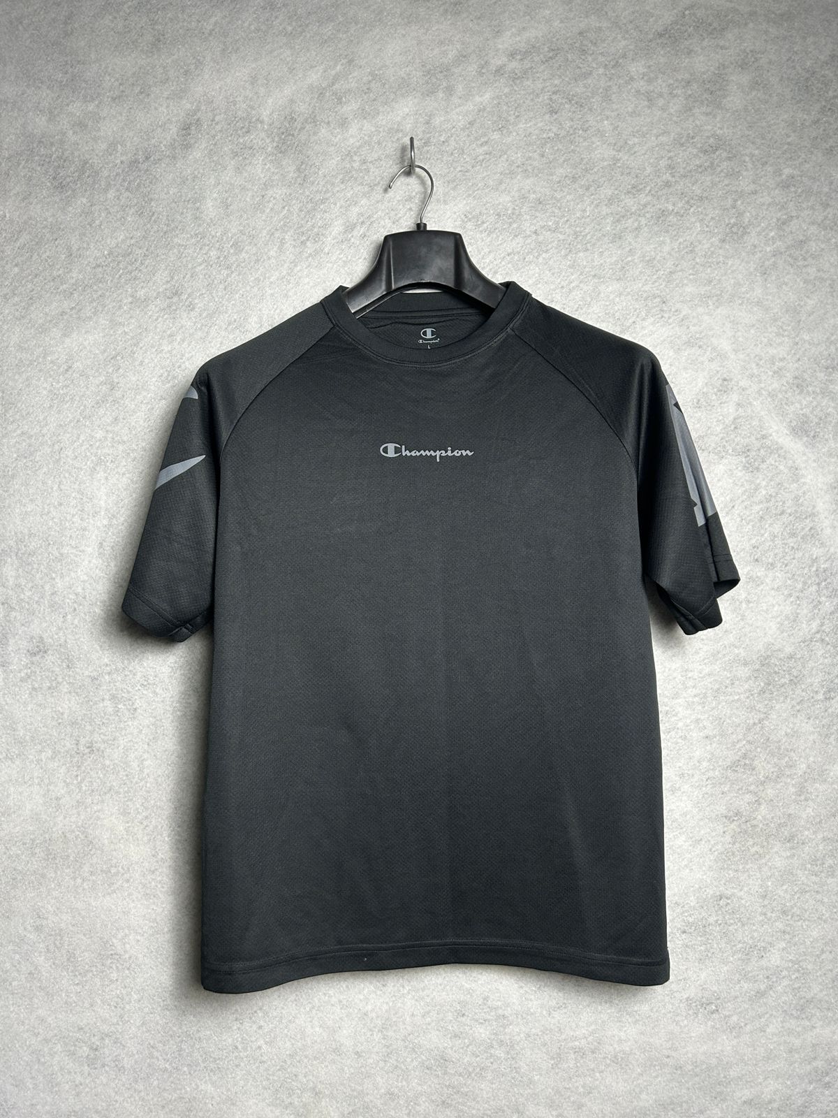 Champion Black Round Neck - Large
