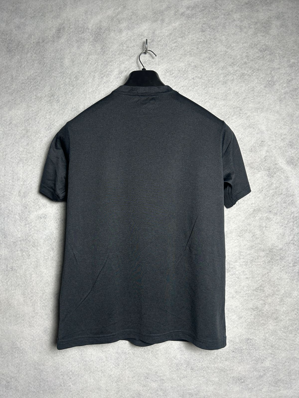 Champion Performance Black Round Tee - Medium