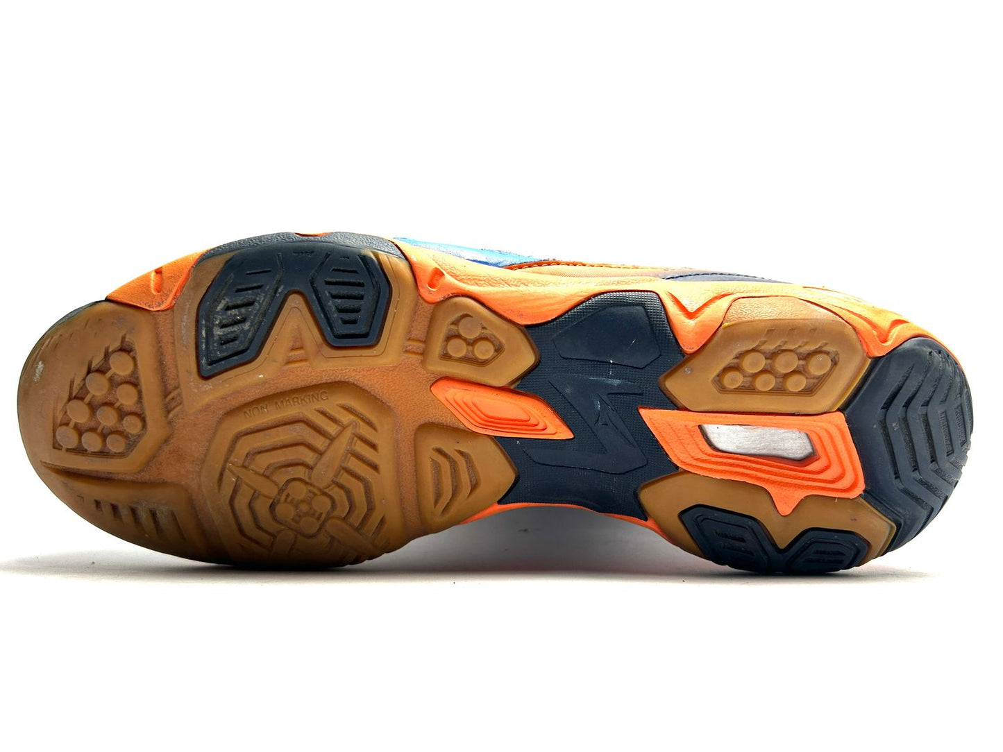 Mizuno Wave Volcano - EURO 39