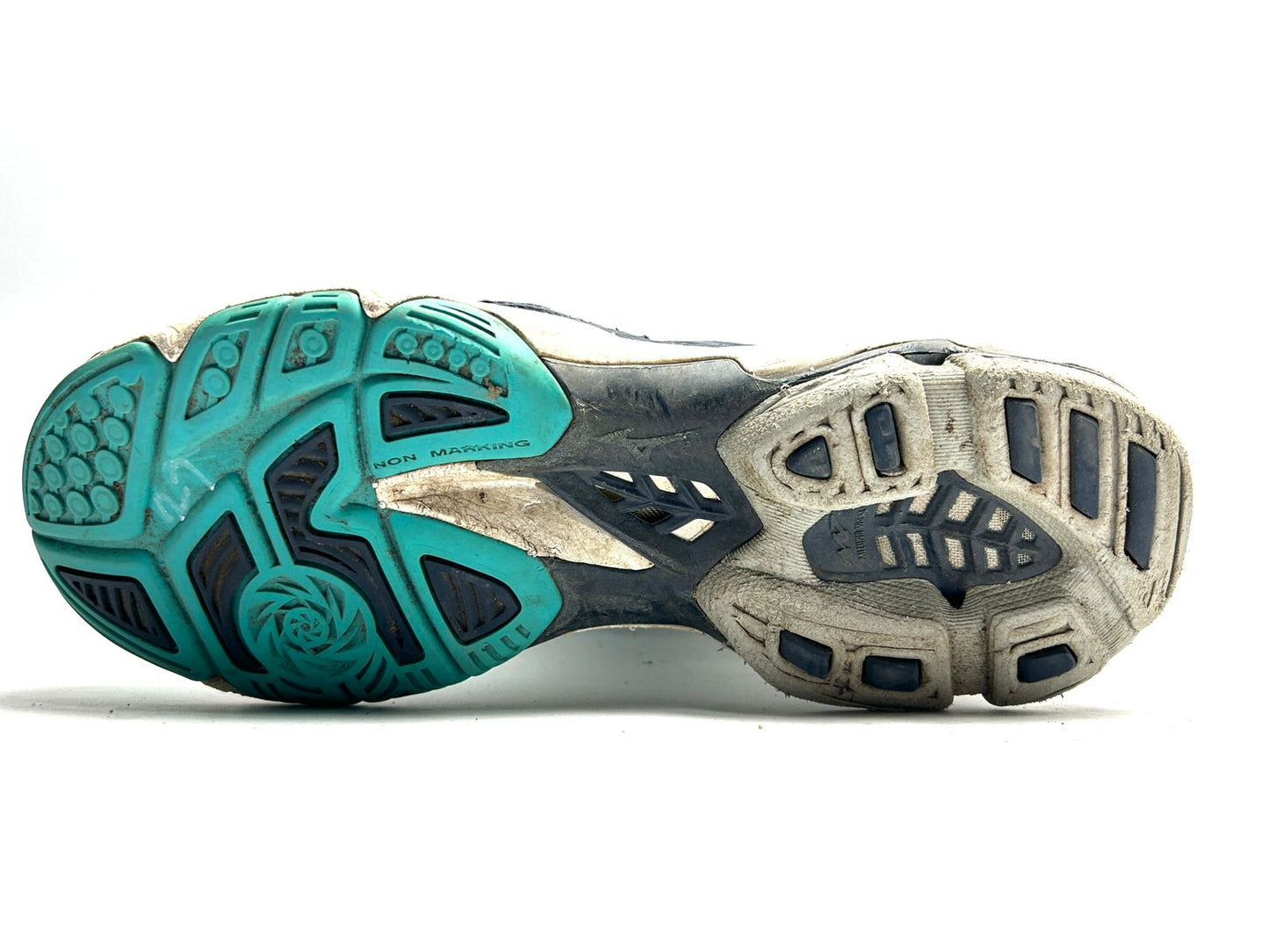 Mizuno Wave Lightning Z4 - EURO 40.5