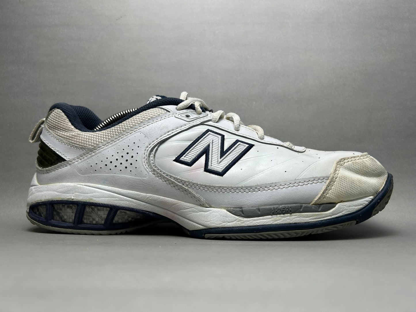 New Balance 806 - EURO 44.5