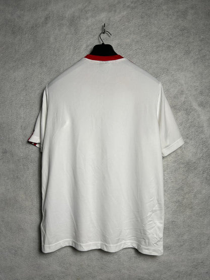 Adidas Super White Red Stripes Round Neck - Medium
