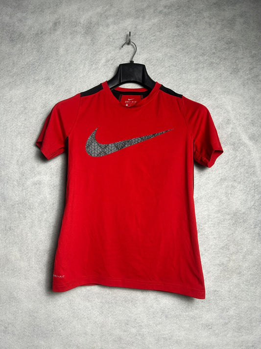 Nike Dri Fit Red Fitted Round Neck - Large