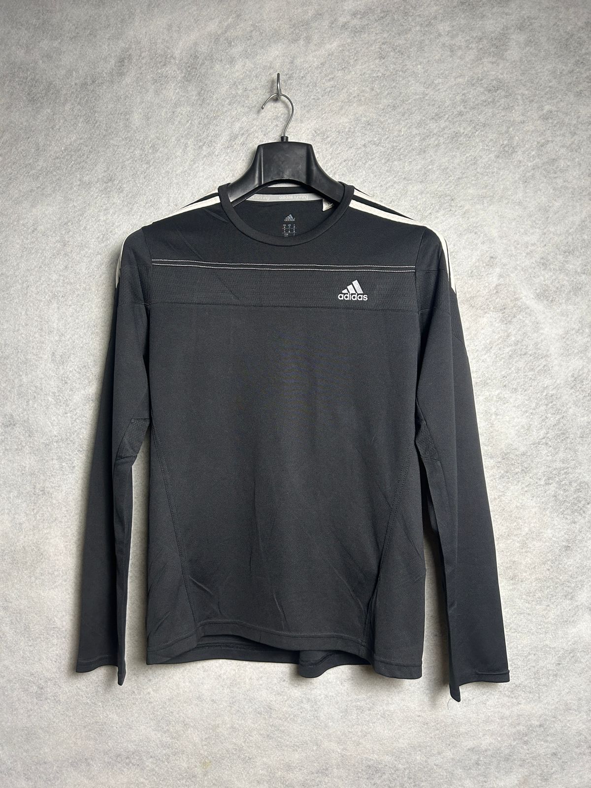 Adidas Black Full Sleeves Round Tee - Medium