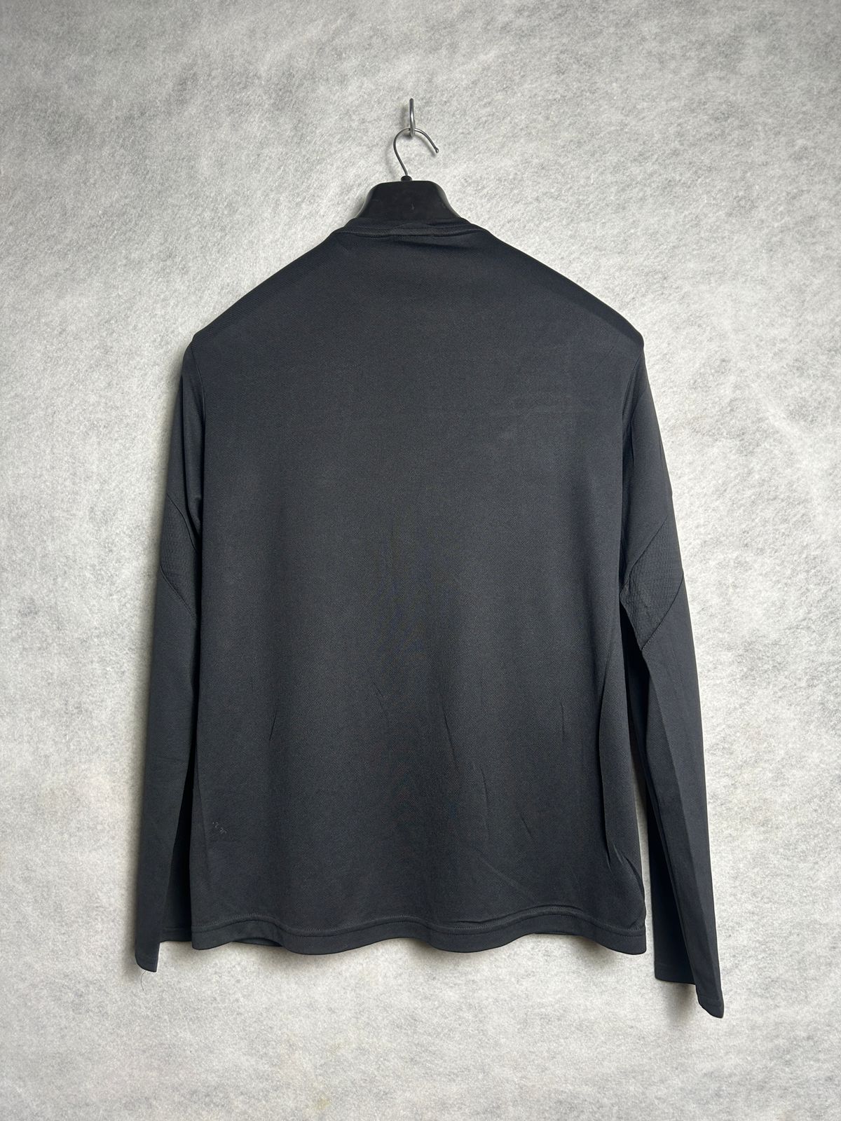 Adidas Black Full Sleeves Round Tee - Medium
