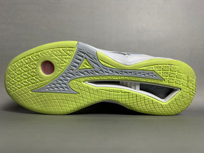 Mizuno Wave Stealth Neo - EURO 40