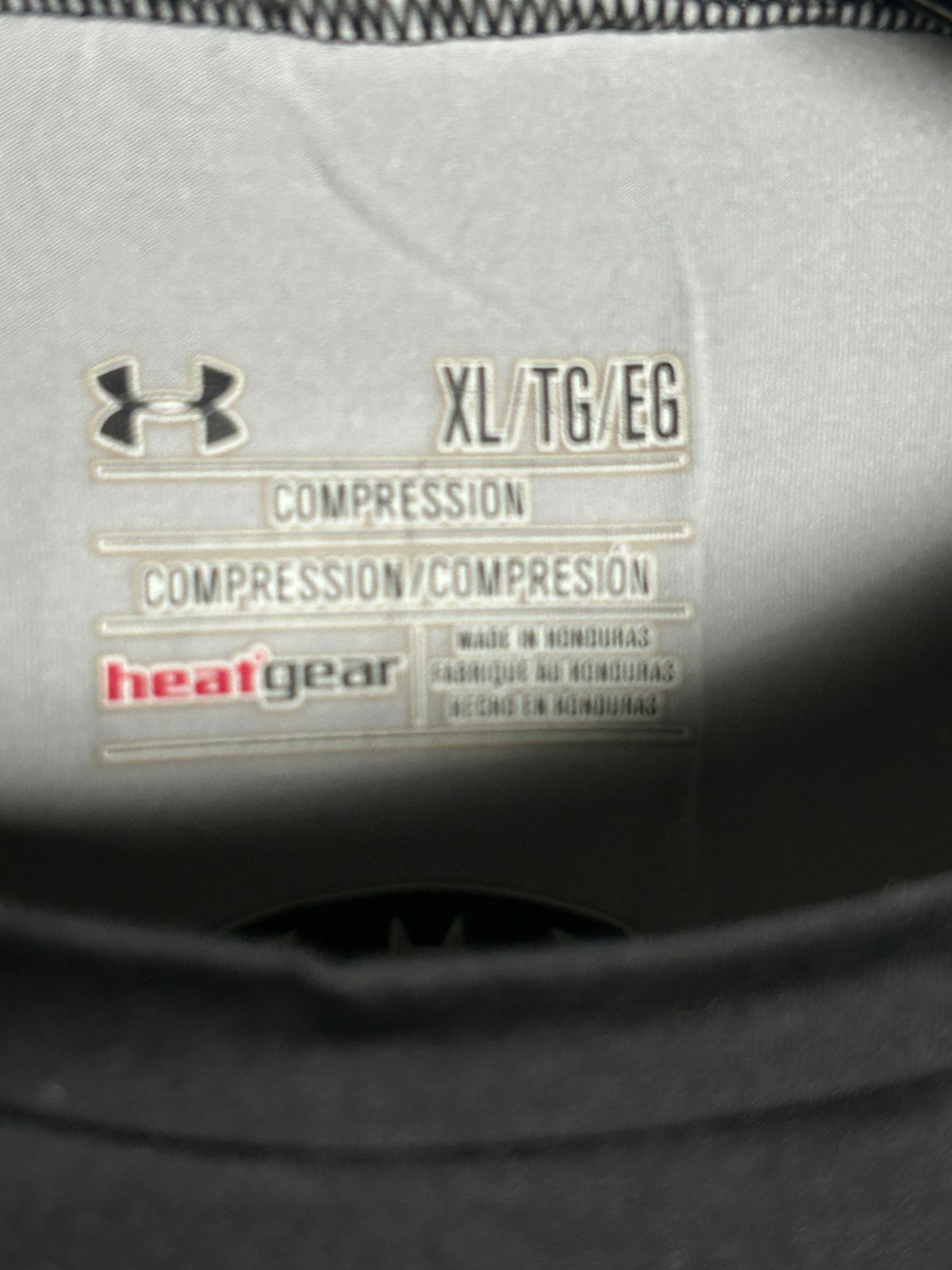 Under Armour ComprsssionXFitted Black Tee - XL