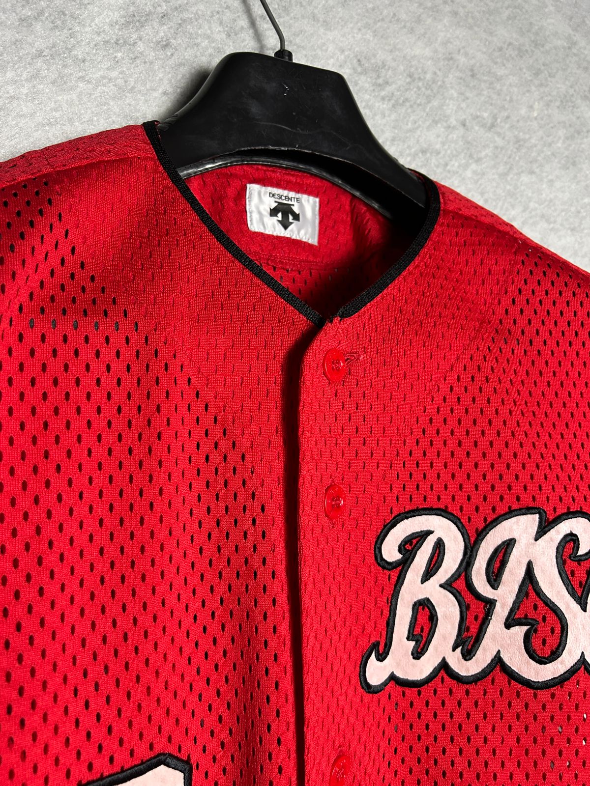 Descente BaseBall Jersey - Large