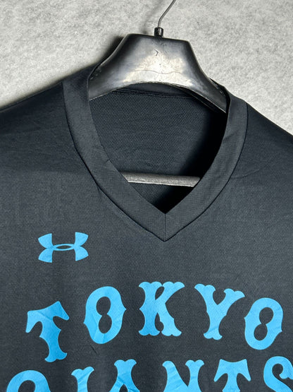 Under Armour Black (Tokyo Giants) V Tee - Large
