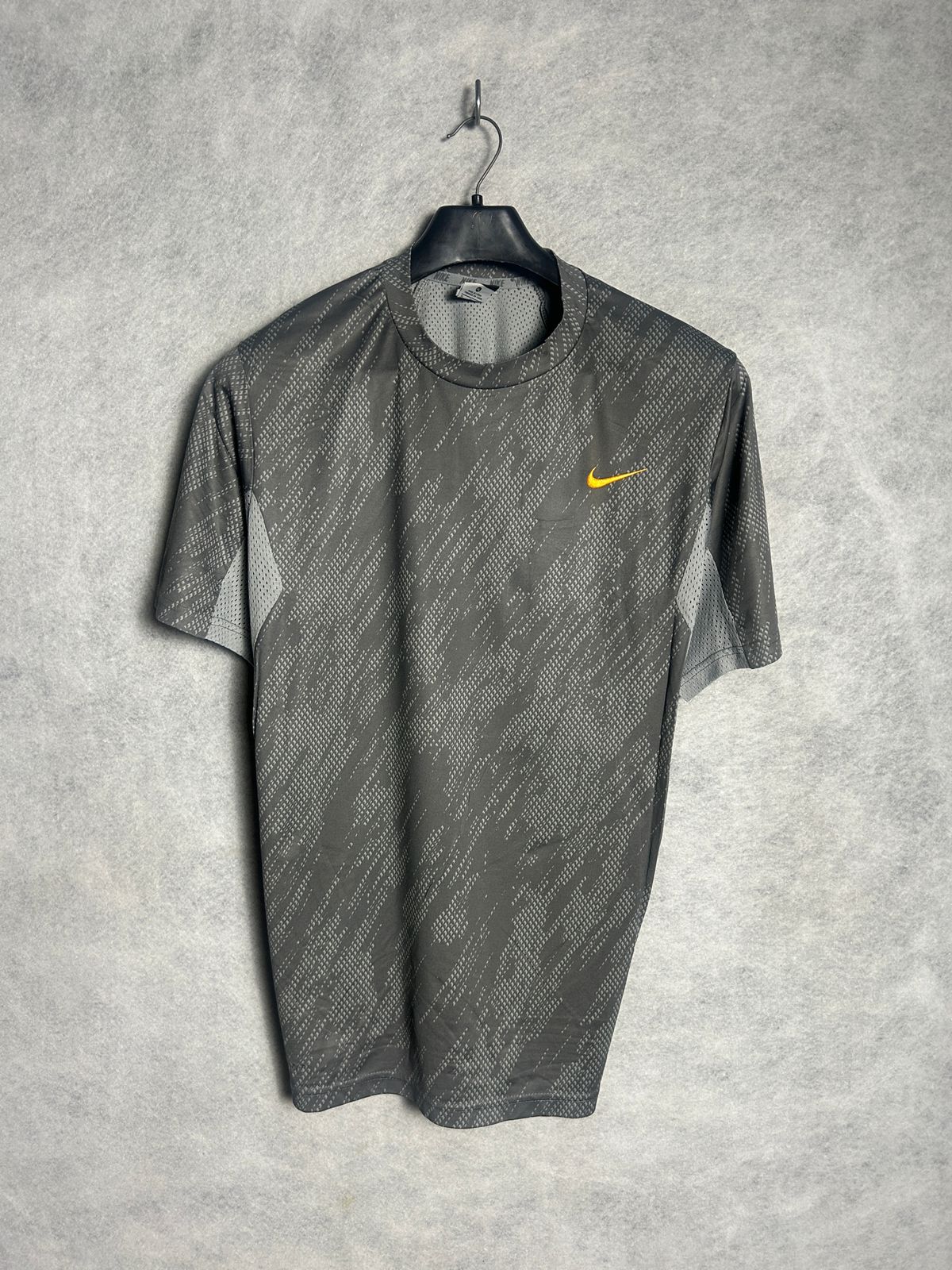 Nike Dri Fit Gray Printed Tee - XL