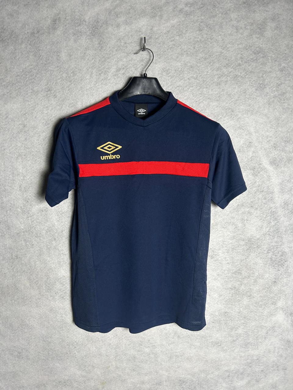 Umbro (Gachi TR) Ink Blue Round Neck - Medium