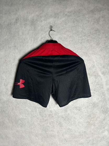 Under Armour Black Red Logo Short - Large