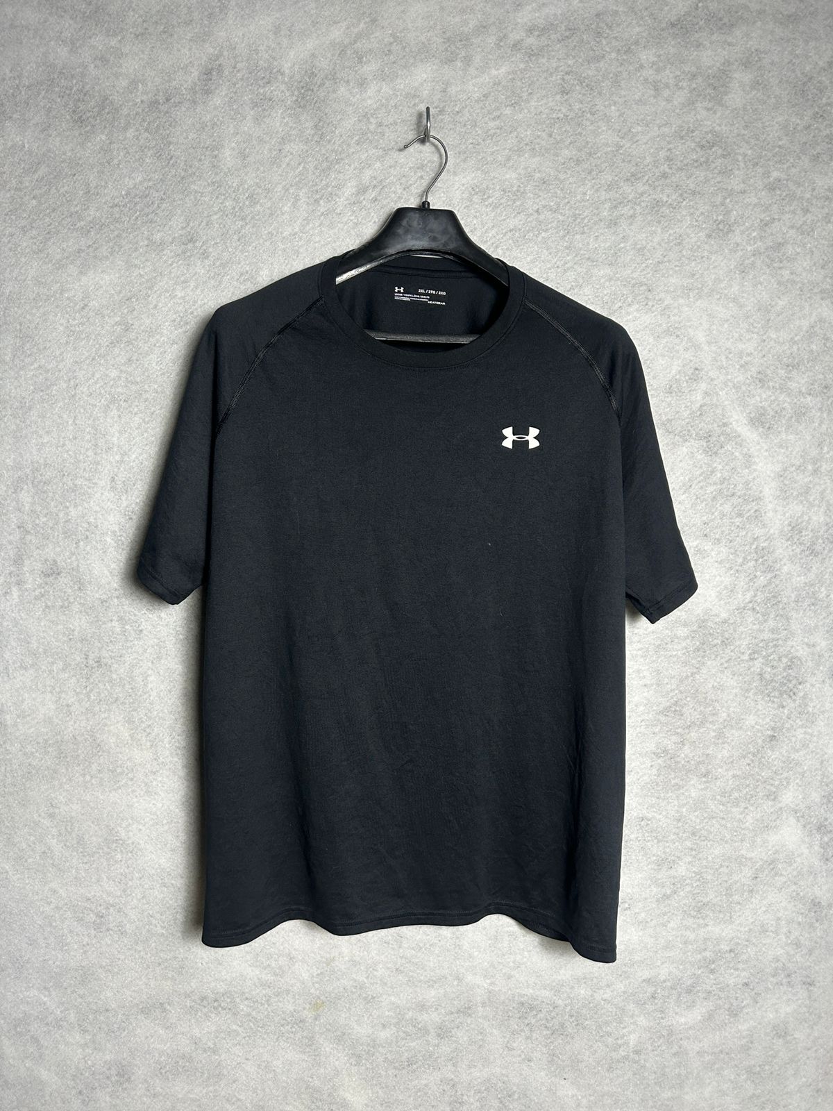 Under Armour Black Loose Heatgear Round Neck - XXL