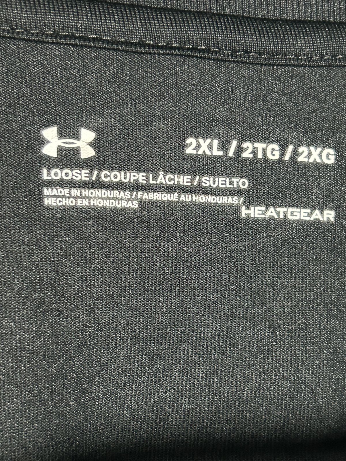 Under Armour Black Loose Heatgear Round Neck - XXL