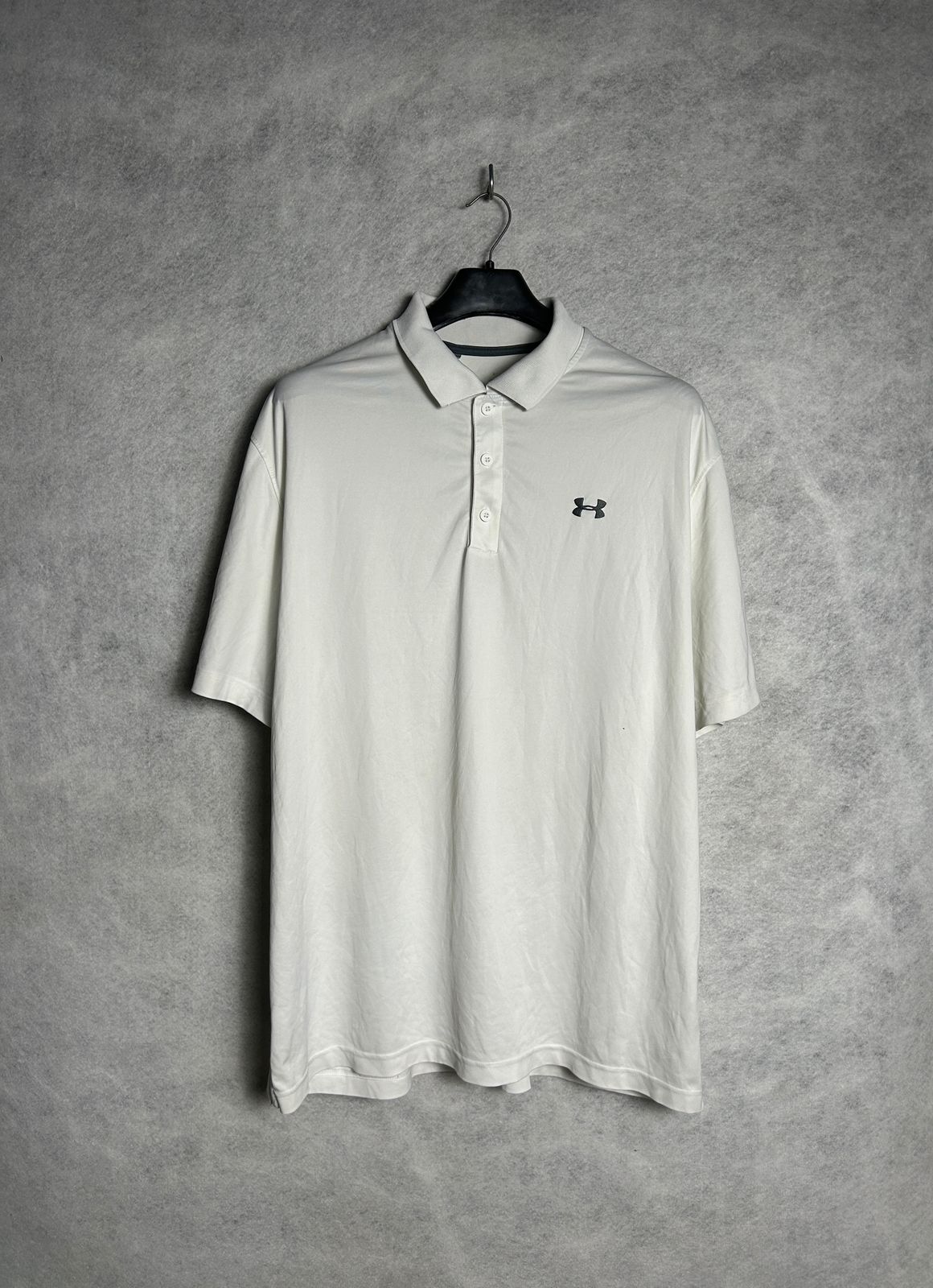 Under Armour White Loose Heatgear Polo- XXL